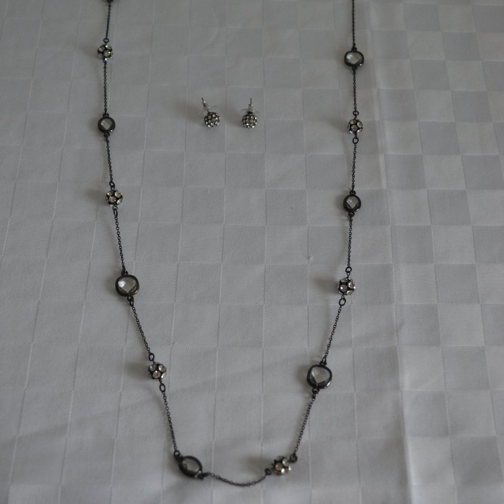 Stella & Dot 36" Black & Crystal Necklace/Earrings